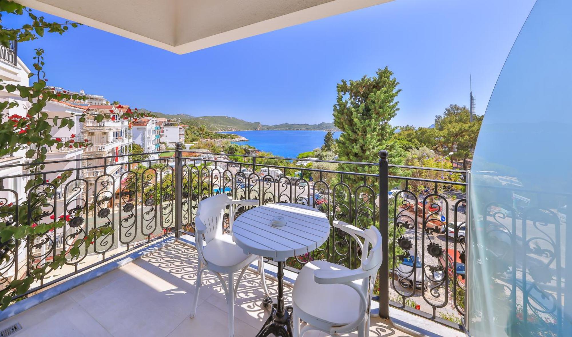 Livia Hotel Kaş Buitenkant foto